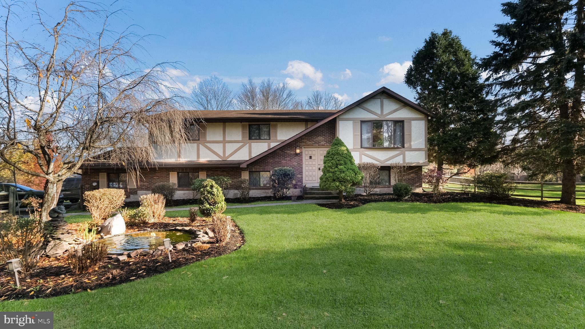 2679 Line Lexington Road Hatfield, PA 19440 - Photo 2 of 45 Gallery Image 2