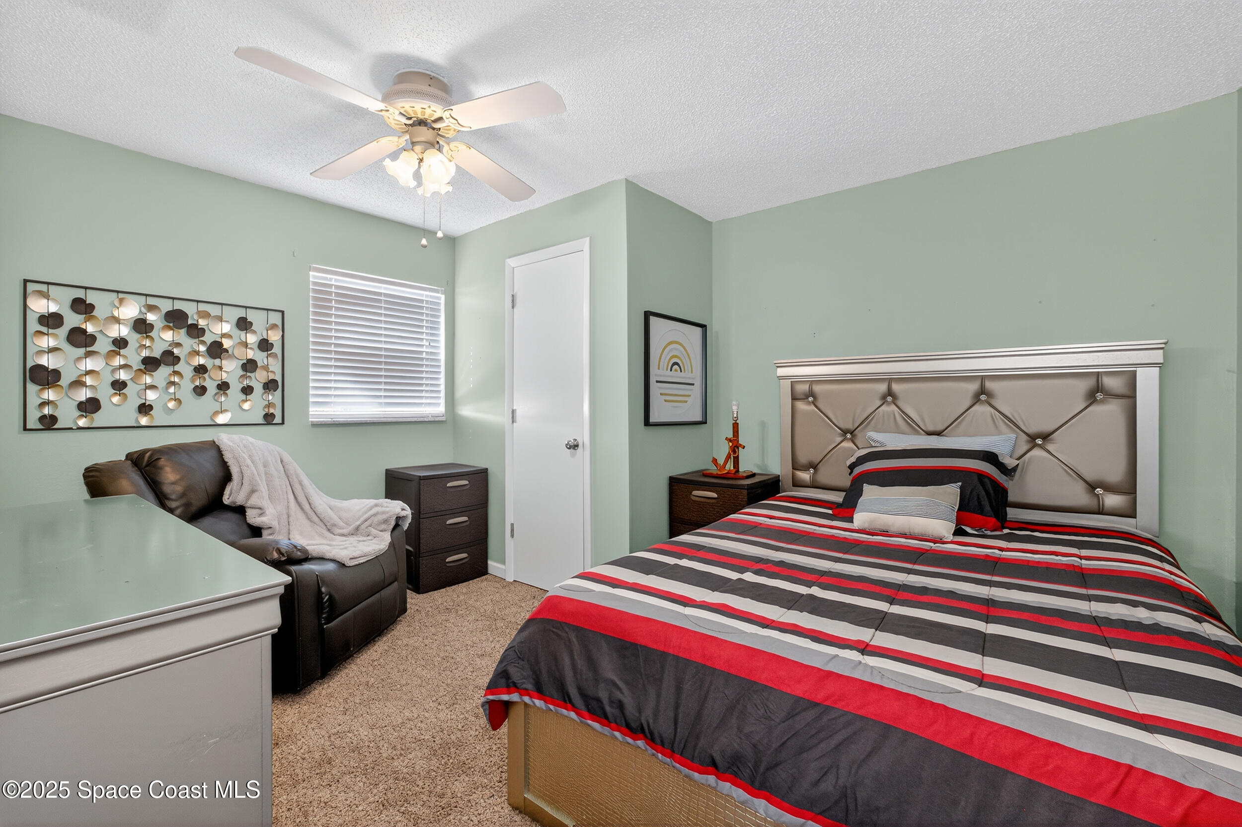 853 Knecht Road Northeast Palm Bay, FL 32905 - Photo 5 of 39 dscf0215