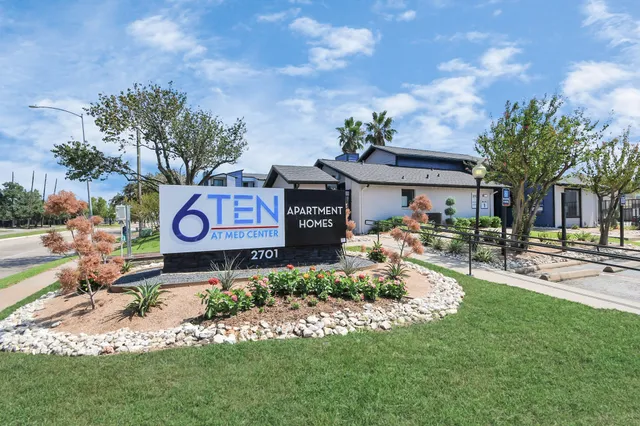 $899 | 2701 West Bellfort Avenue, Unit 216, Houston, TX 77054