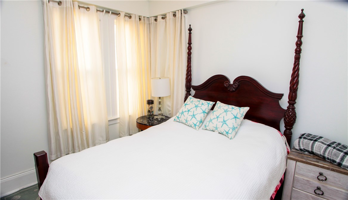 34 Bull Street Newport, RI 02840 - Photo 27 of 34