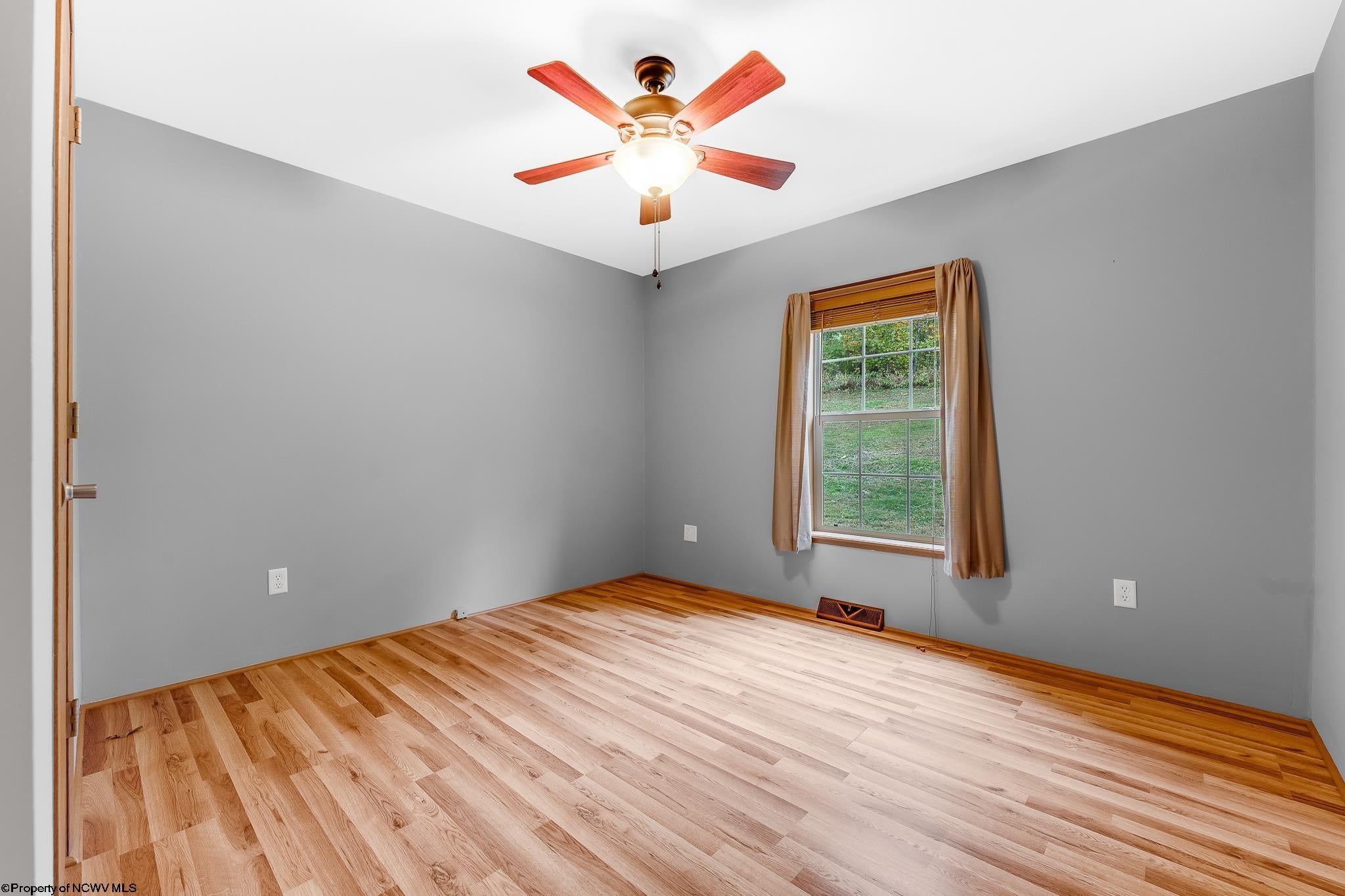 1252 Monumental Road Fairmont, WV 26554 - Photo 26 of 49 Gallery Image 26