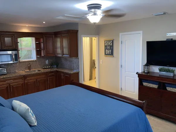 $1,999,990 | 2740 Northeast 10th Street, Pompano Beach, FL 33062