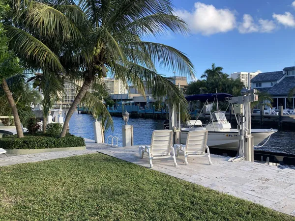 $1,999,990 | 2740 Northeast 10th Street, Pompano Beach, FL 33062