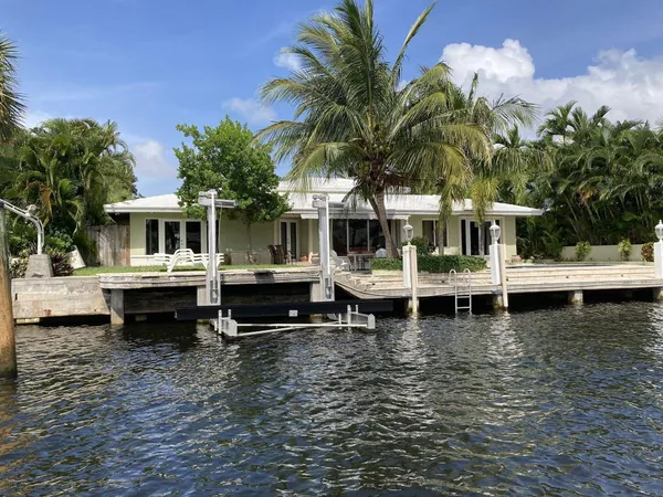 $1,999,990 | 2740 Northeast 10th Street, Pompano Beach, FL 33062