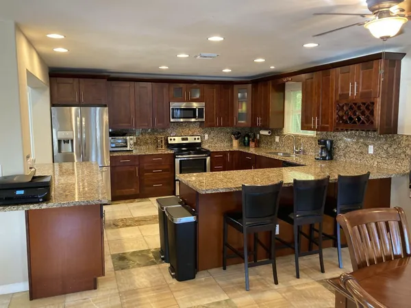 $1,999,990 | 2740 Northeast 10th Street, Pompano Beach, FL 33062