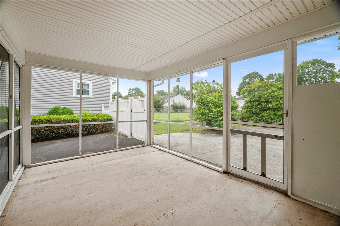 165 Patton Road Woonsocket, RI 02895 - Photo 12 of 34