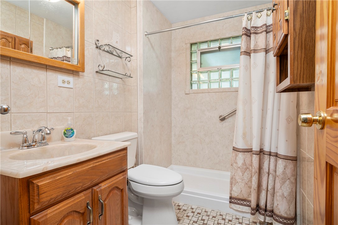 165 Patton Road Woonsocket, RI 02895 - Photo 21 of 34