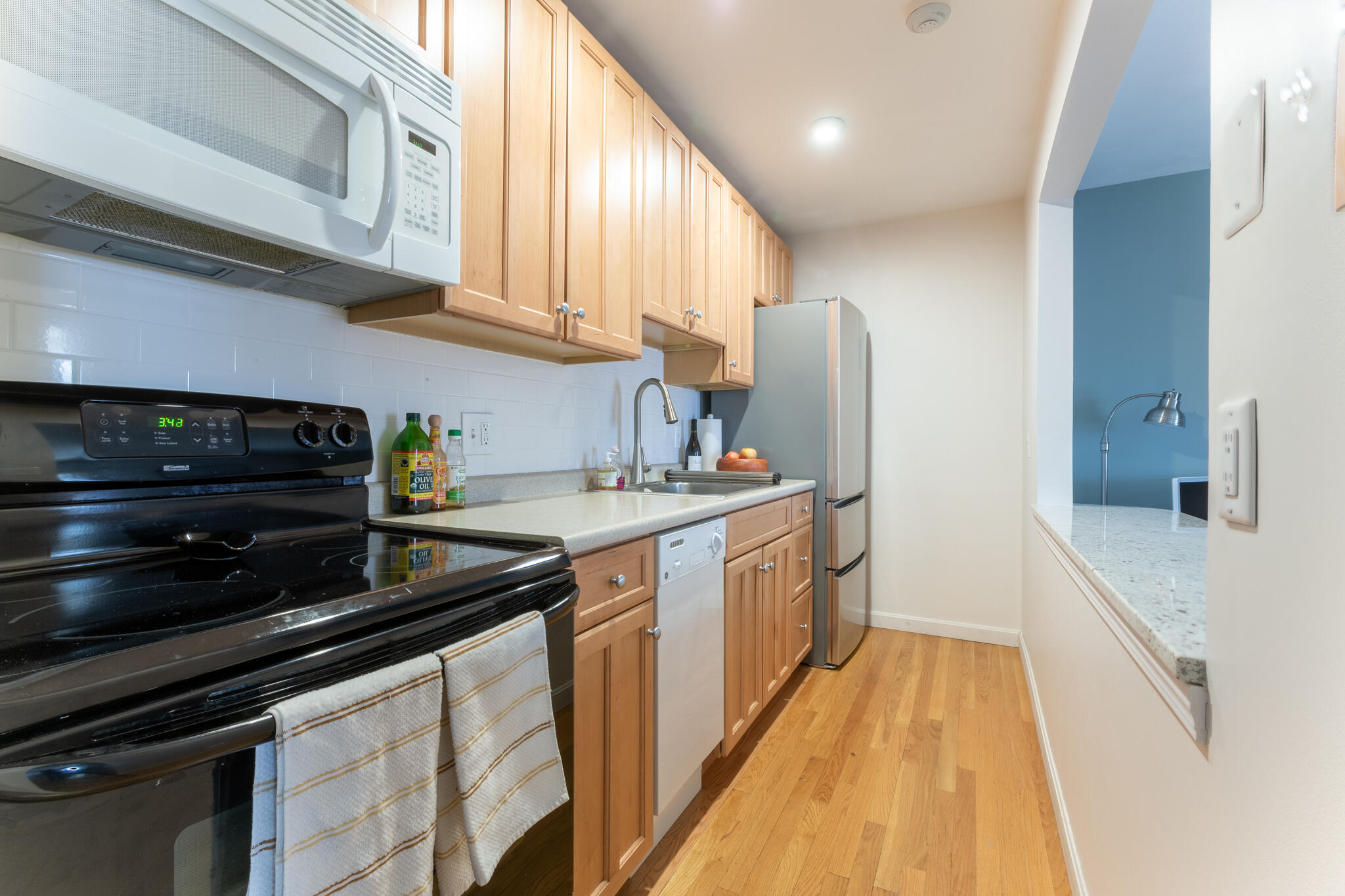 175 Pine Street, Unit 2I Portland, ME 04102 - Photo 4 of 13 Kitchen 175 Pine St 2I, Portland
