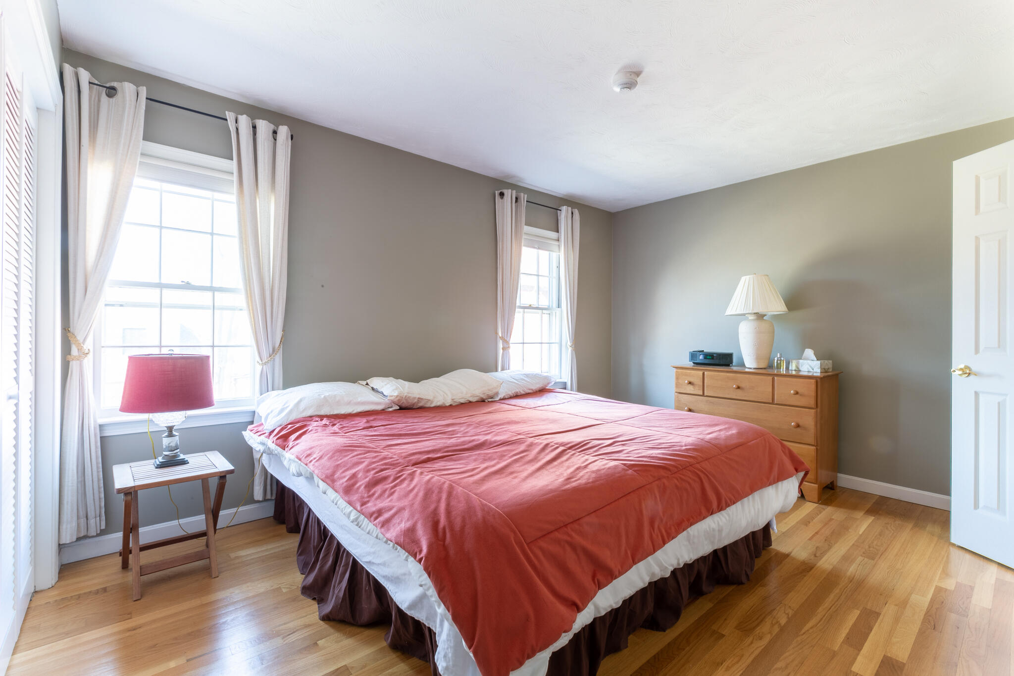 175 Pine Street, Unit 2I Portland, ME 04102 - Photo 6 of 13 Primary Suite 175 Pine St 2I, Portland