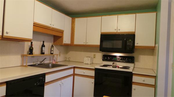 27 Fuller Road, Unit 4 Foxboro, MA 02035 - Photo 4 of 16 Gallery Image 4