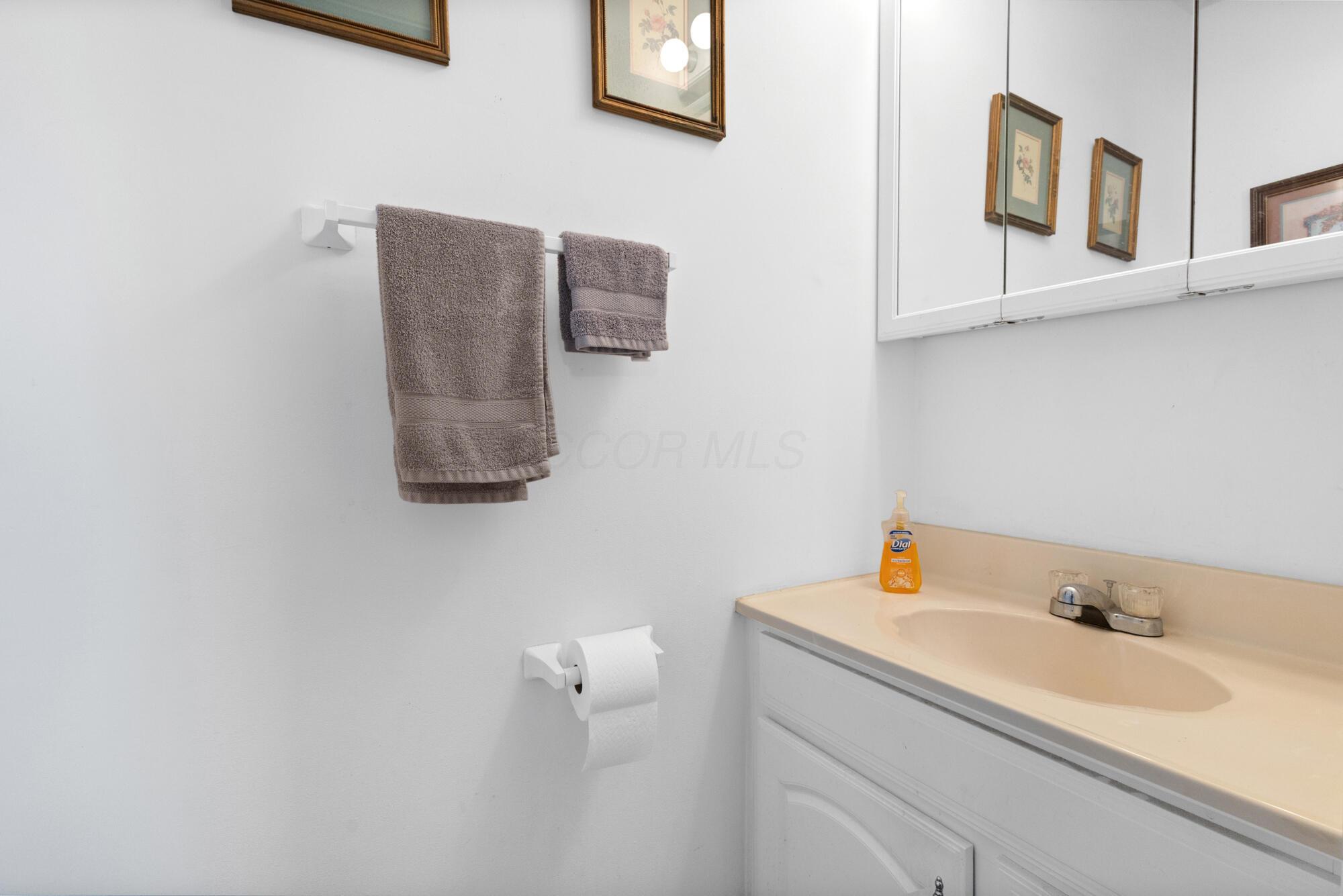 3329 Clime Road Columbus, OH 43223 - Photo 20 of 44 21_cs9a6446