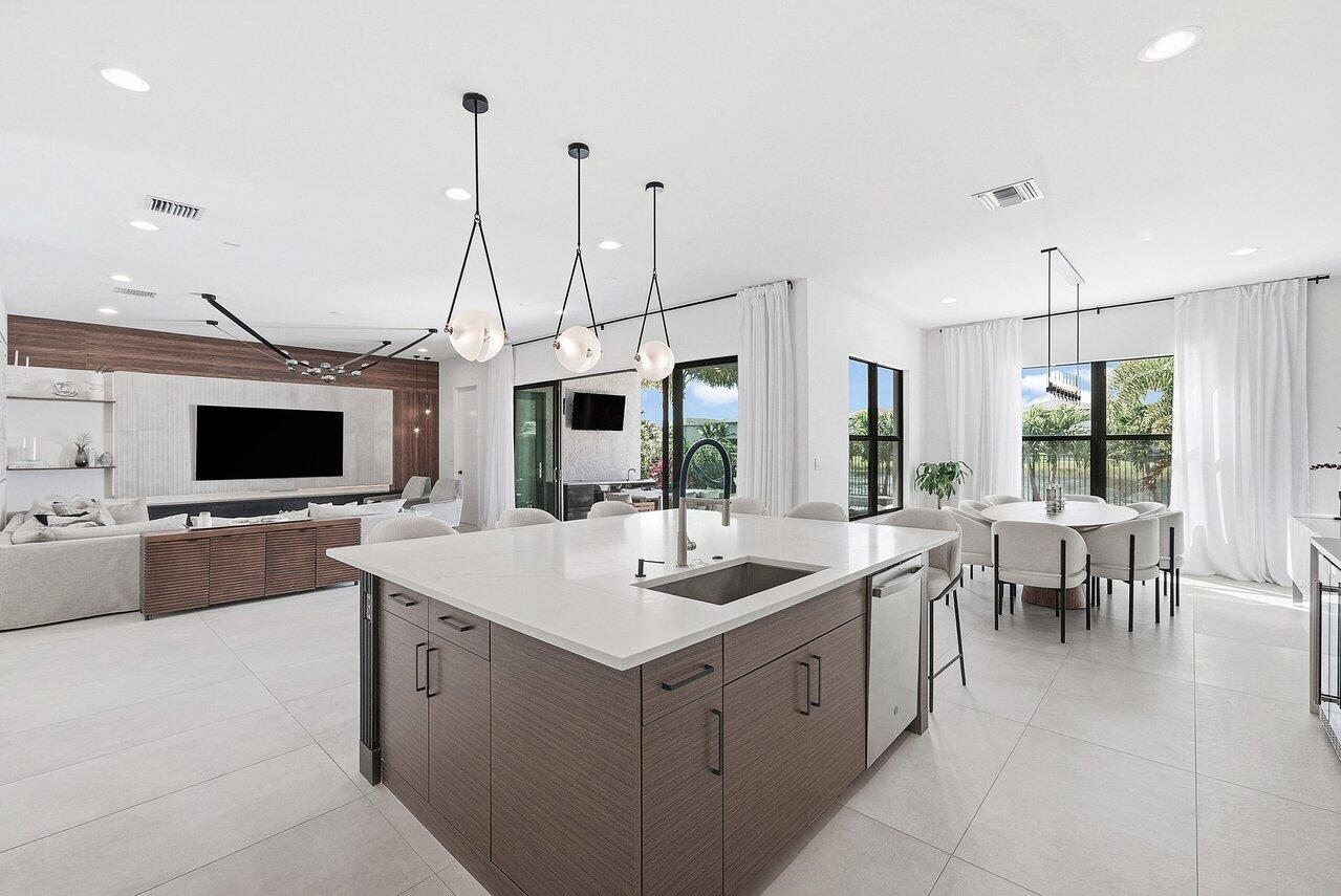 8092 Laurel Falls Drive Boca Raton, FL 33496 - Photo 11 of 60 017-8092LaurelFallsDrive-BocaRaton-FL-33