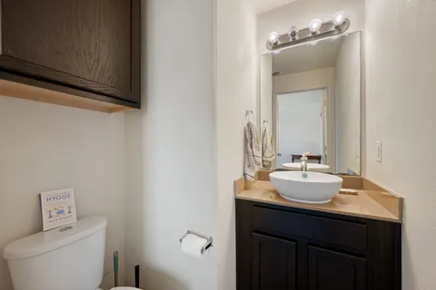 $2,200 | 2209 Nestlewood Drive, Austin, TX 78754