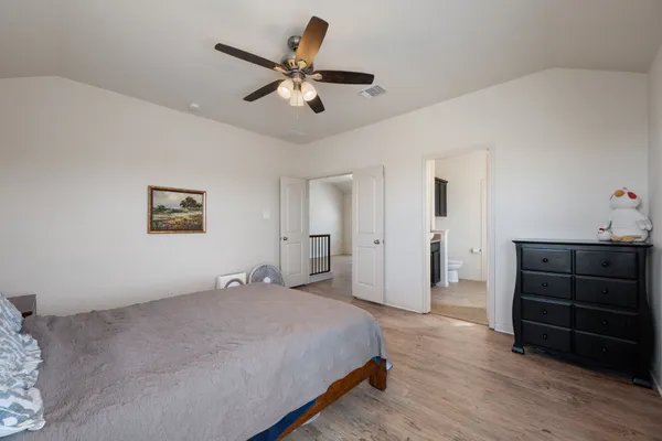 $2,150 | 2209 Nestlewood Drive, Austin, TX 78754