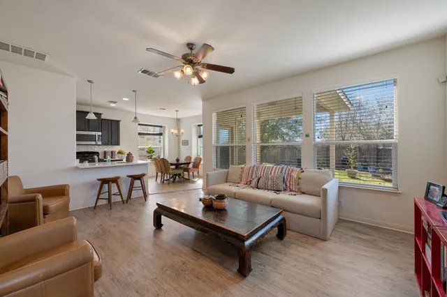 $2,250 | 2209 Nestlewood Drive, Austin, TX 78754