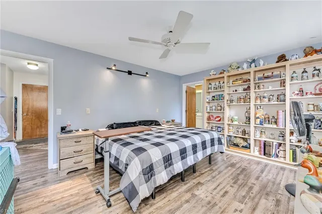 $865,000 | 939 Don Bare Road, Jefferson, NC 28640