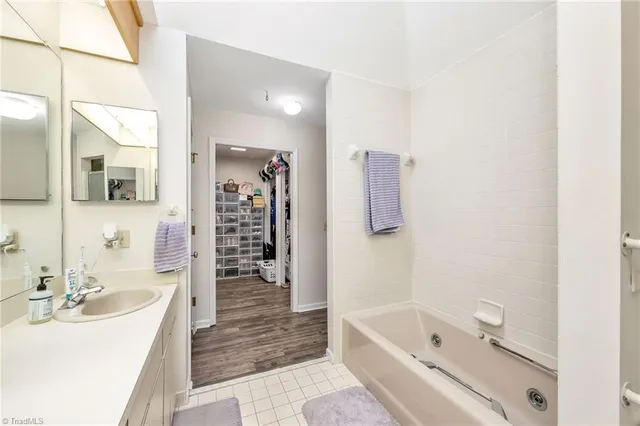 $865,000 | 939 Don Bare Road, Jefferson, NC 28640