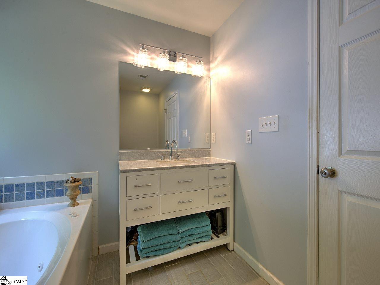 200 Irene Road Gray Court, SC 29645 - Photo 12 of 25 Gallery Image 12