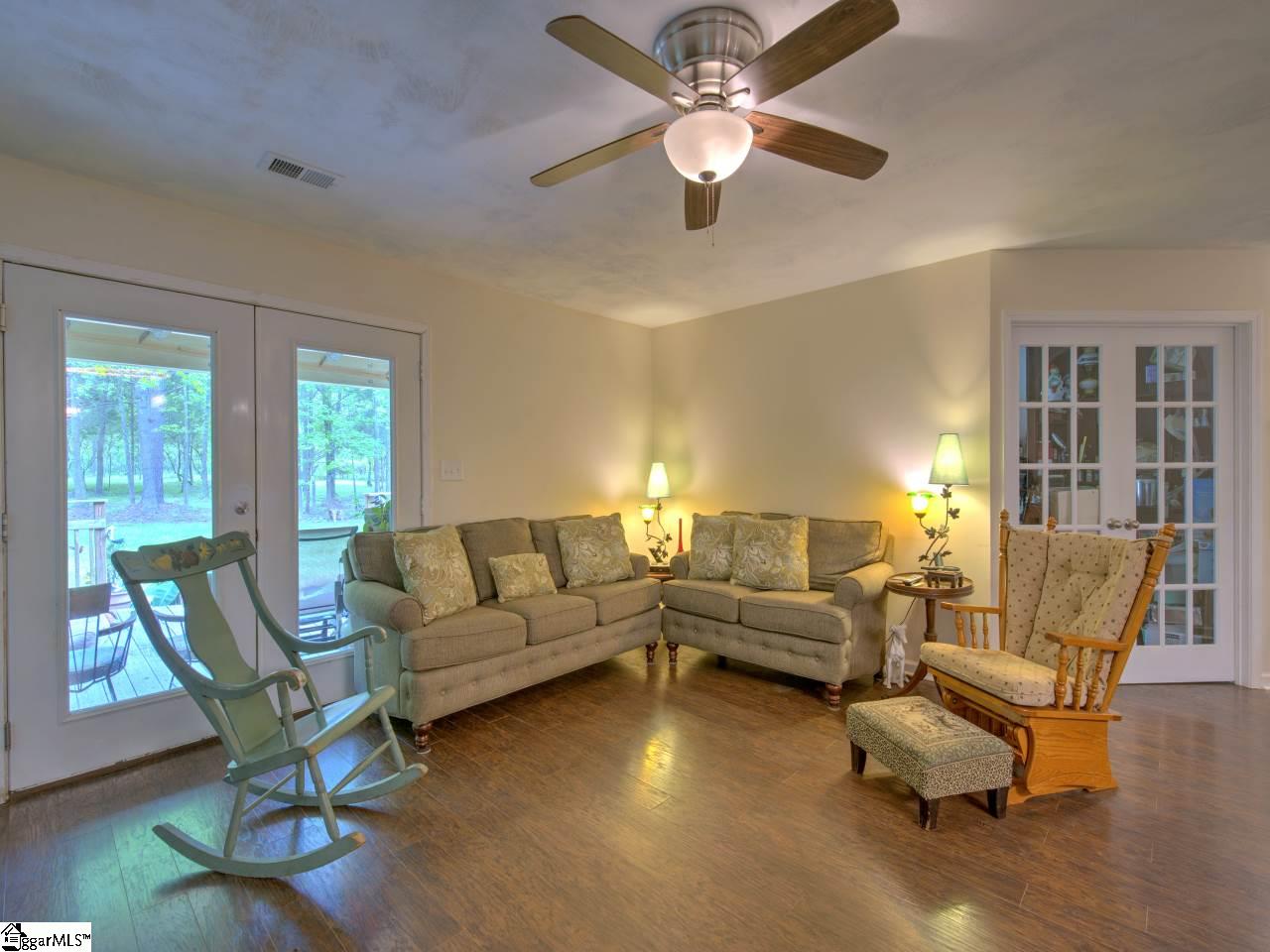 200 Irene Road Gray Court, SC 29645 - Photo 4 of 25 Gallery Image 4