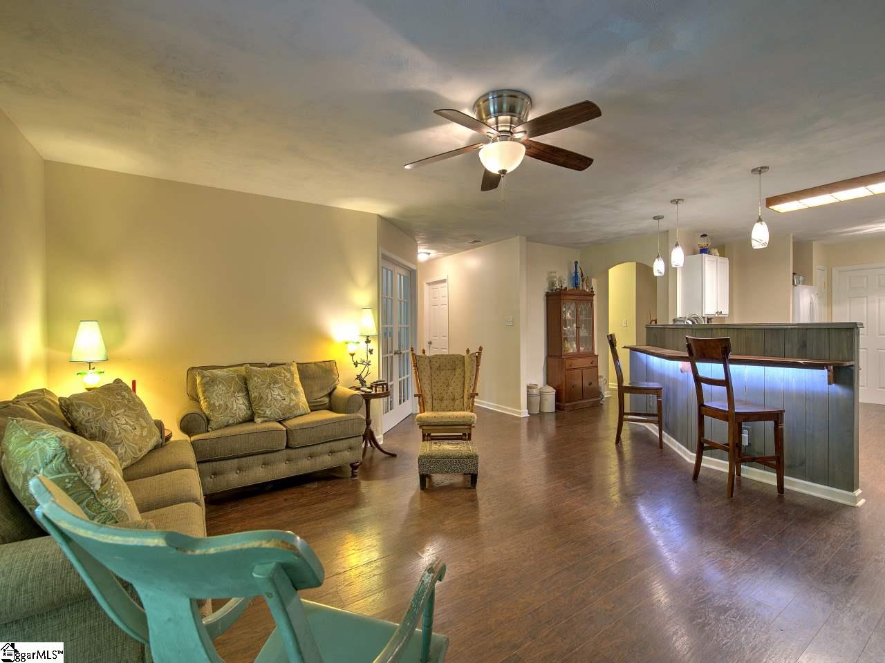 200 Irene Road Gray Court, SC 29645 - Photo 5 of 25 Gallery Image 5