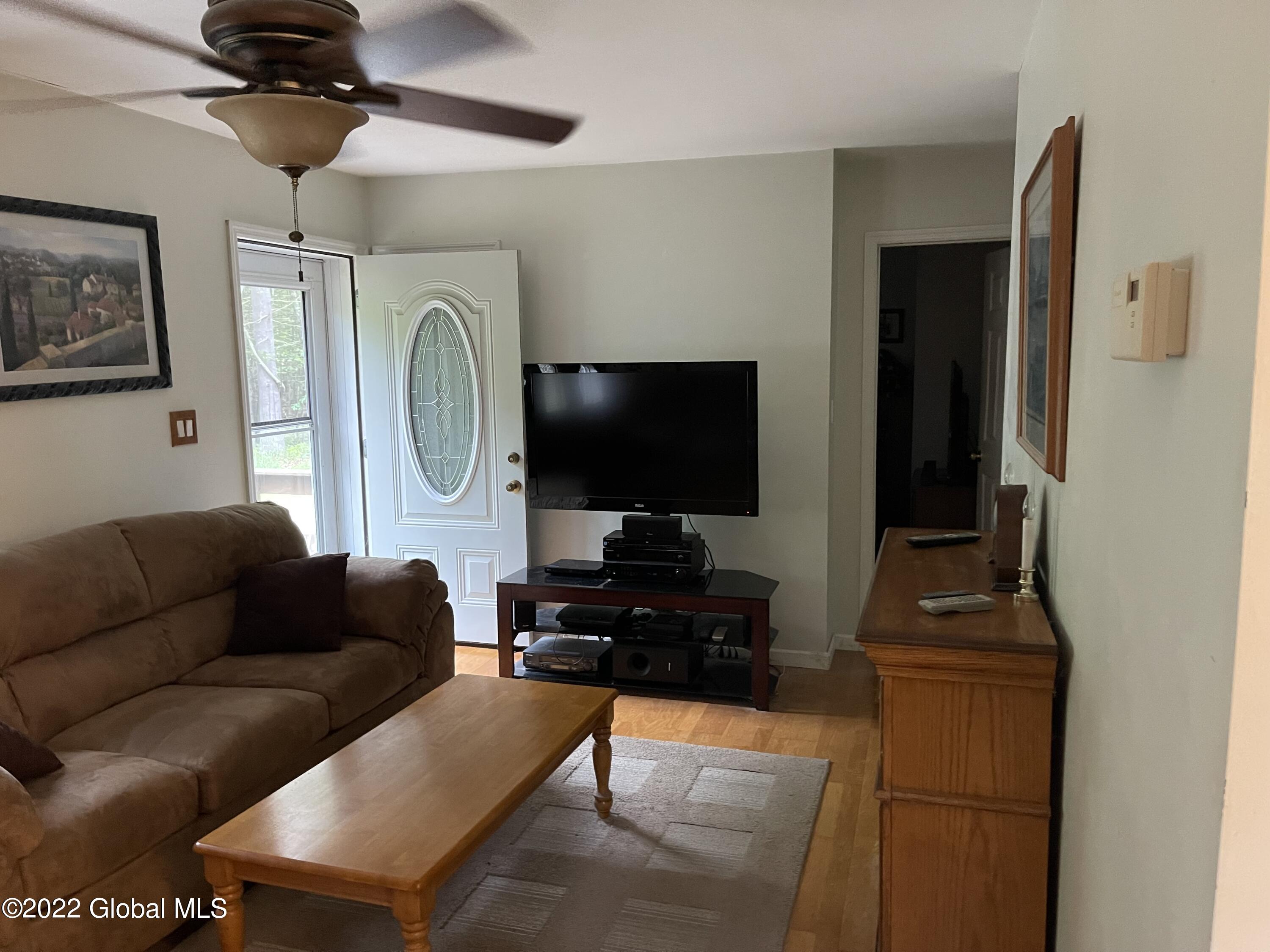 85 King Road Wilton, NY 12866 - Photo 16 of 22 IMG_0017