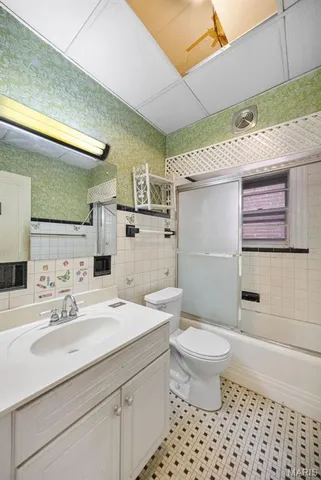 $300,000 | 4272 Arsenal Street, St. Louis, MO 63116