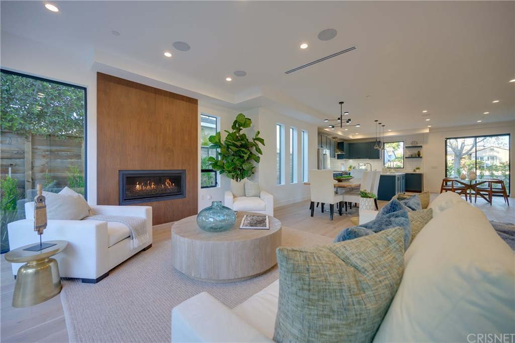 4161 Sunnyside Avenue Los Angeles, CA 90066 - Photo 14 of 58