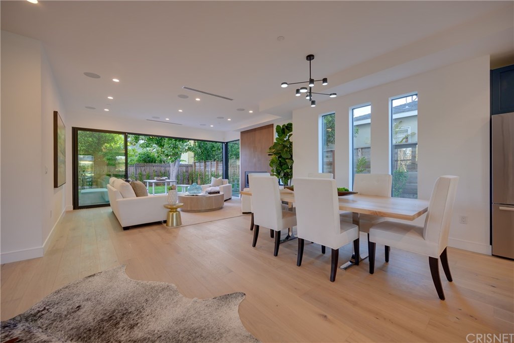 4161 Sunnyside Avenue Los Angeles, CA 90066 - Photo 17 of 58