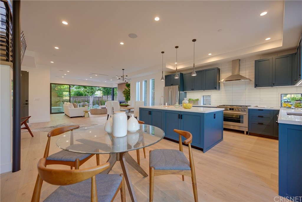 4161 Sunnyside Avenue Los Angeles, CA 90066 - Photo 19 of 58