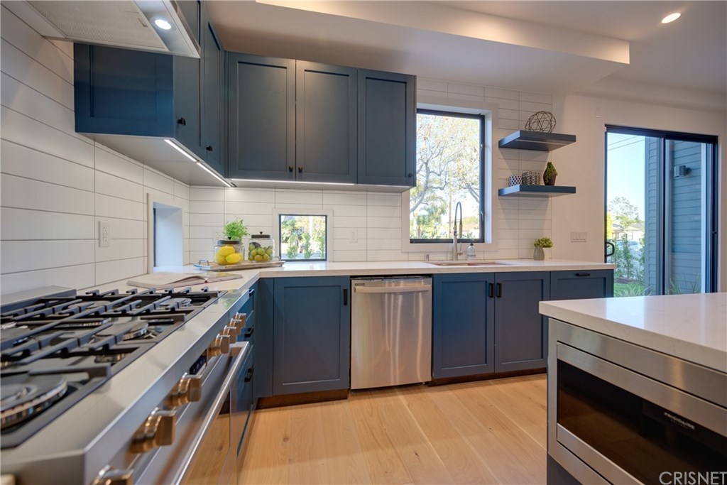 4161 Sunnyside Avenue Los Angeles, CA 90066 - Photo 25 of 58