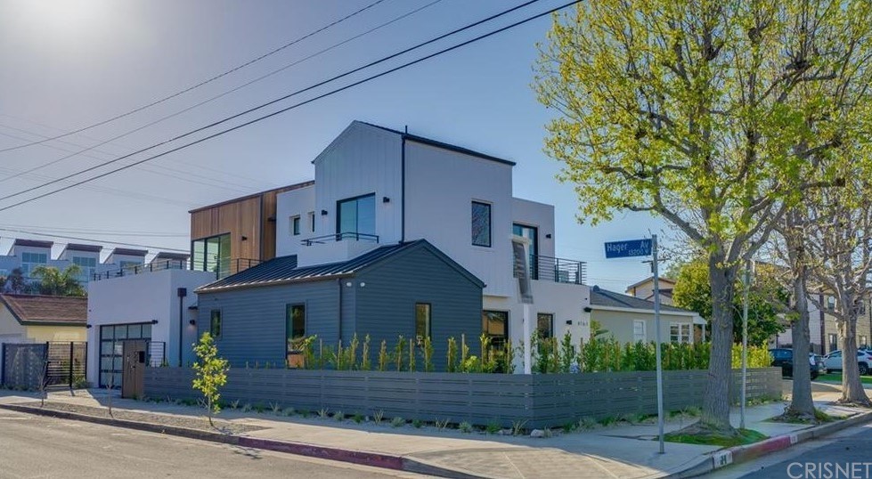 4161 Sunnyside Avenue Los Angeles, CA 90066 - Photo 56 of 58