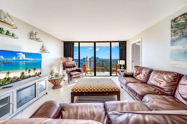 $2,900 | West Palm Beach, West Palm Beach, FL 33407