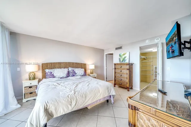 $2,900 | West Palm Beach, West Palm Beach, FL 33407