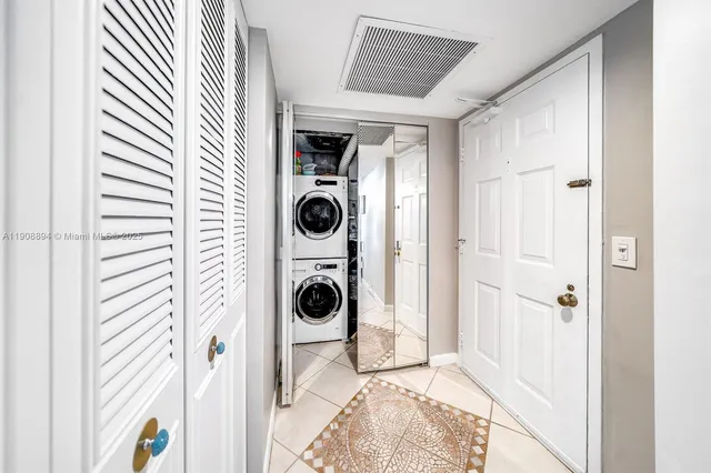 $2,900 | West Palm Beach, West Palm Beach, FL 33407