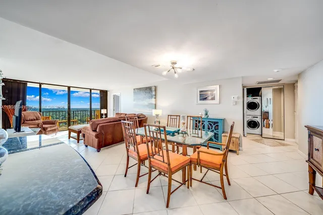 $2,900 | West Palm Beach, West Palm Beach, FL 33407