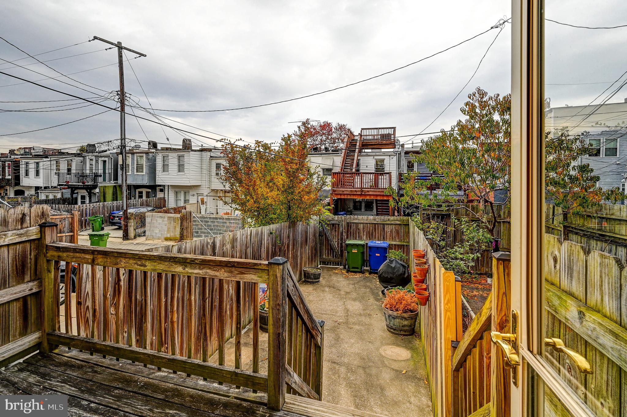 5 North Rose Street Baltimore, MD 21224 - Photo 25 of 31 Large fenced yard, could be parking