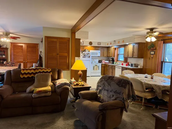 $260,000 | 1118 West Water Street, Berne, IN 46711