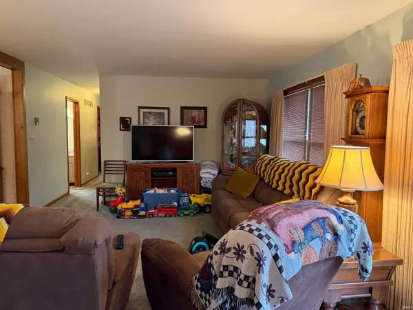 $260,000 | 1118 West Water Street, Berne, IN 46711