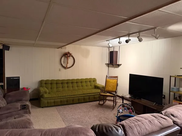 $260,000 | 1118 West Water Street, Berne, IN 46711
