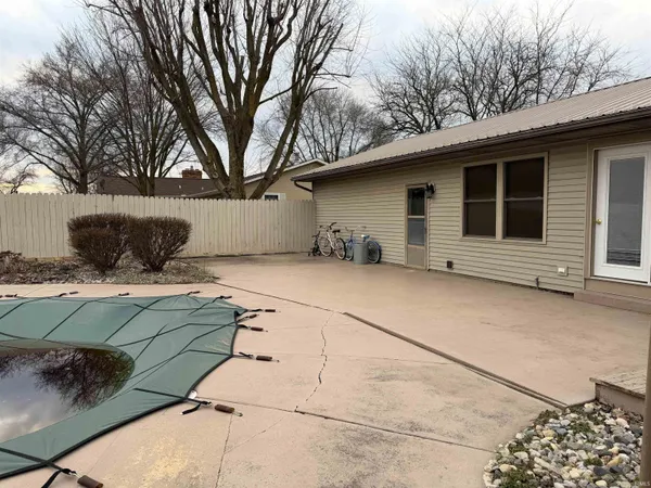 $260,000 | 1118 West Water Street, Berne, IN 46711
