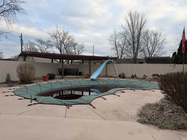 $260,000 | 1118 West Water Street, Berne, IN 46711