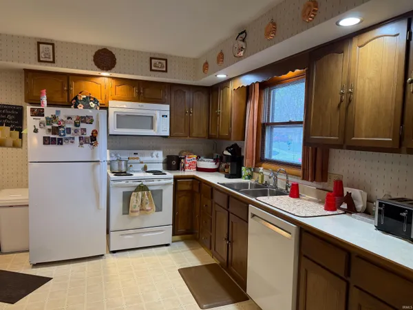 $260,000 | 1118 West Water Street, Berne, IN 46711