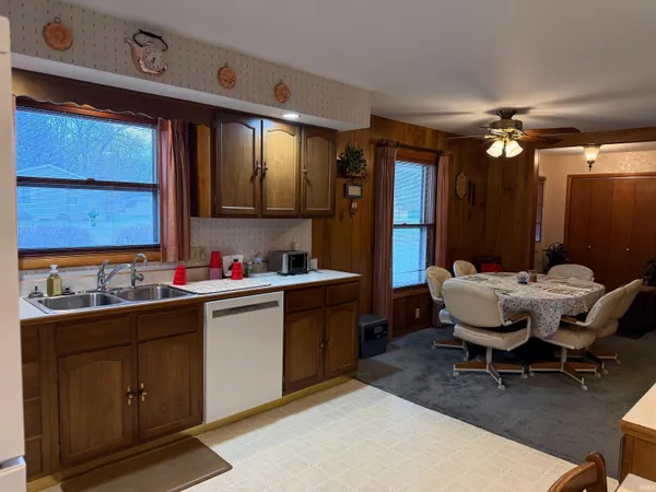 $260,000 | 1118 West Water Street, Berne, IN 46711
