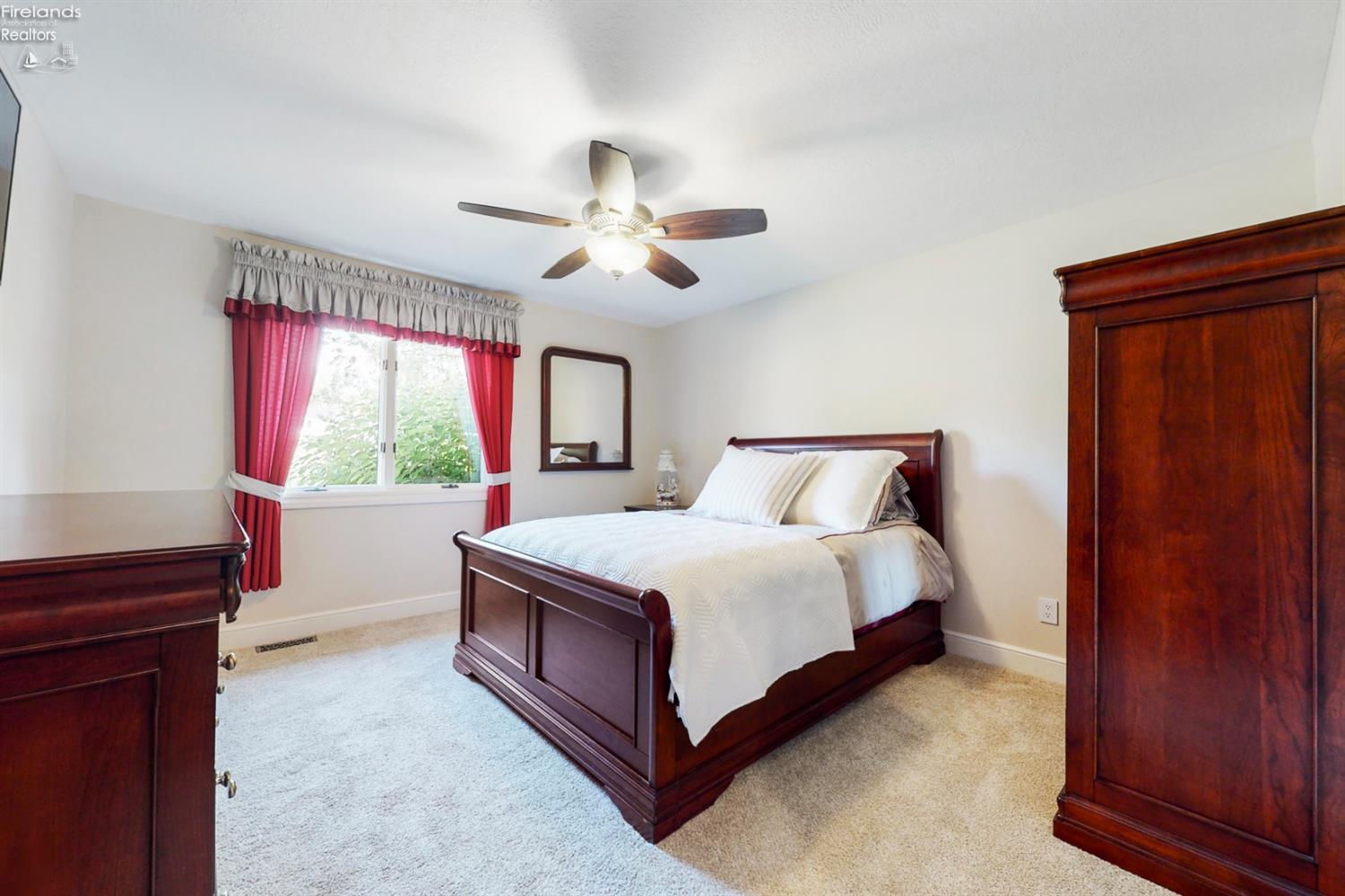2829 Lake Road Conneaut, OH 44030 - Photo 19 of 48 Gallery Image 19