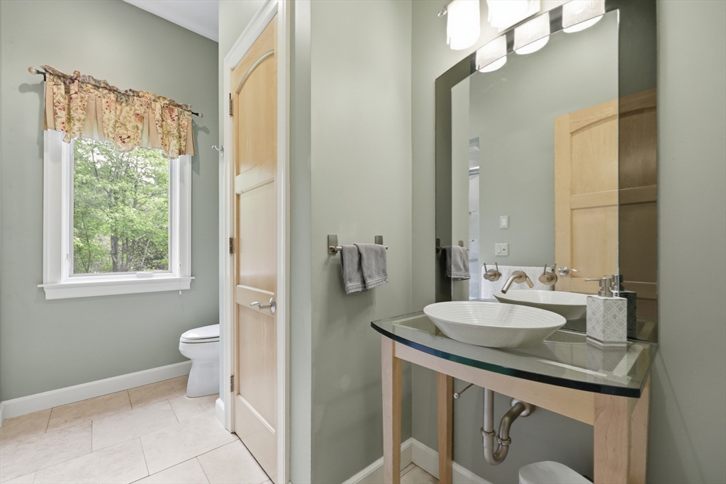 33 Labrie Lane Holyoke, MA 01040 - Photo 24 of 42