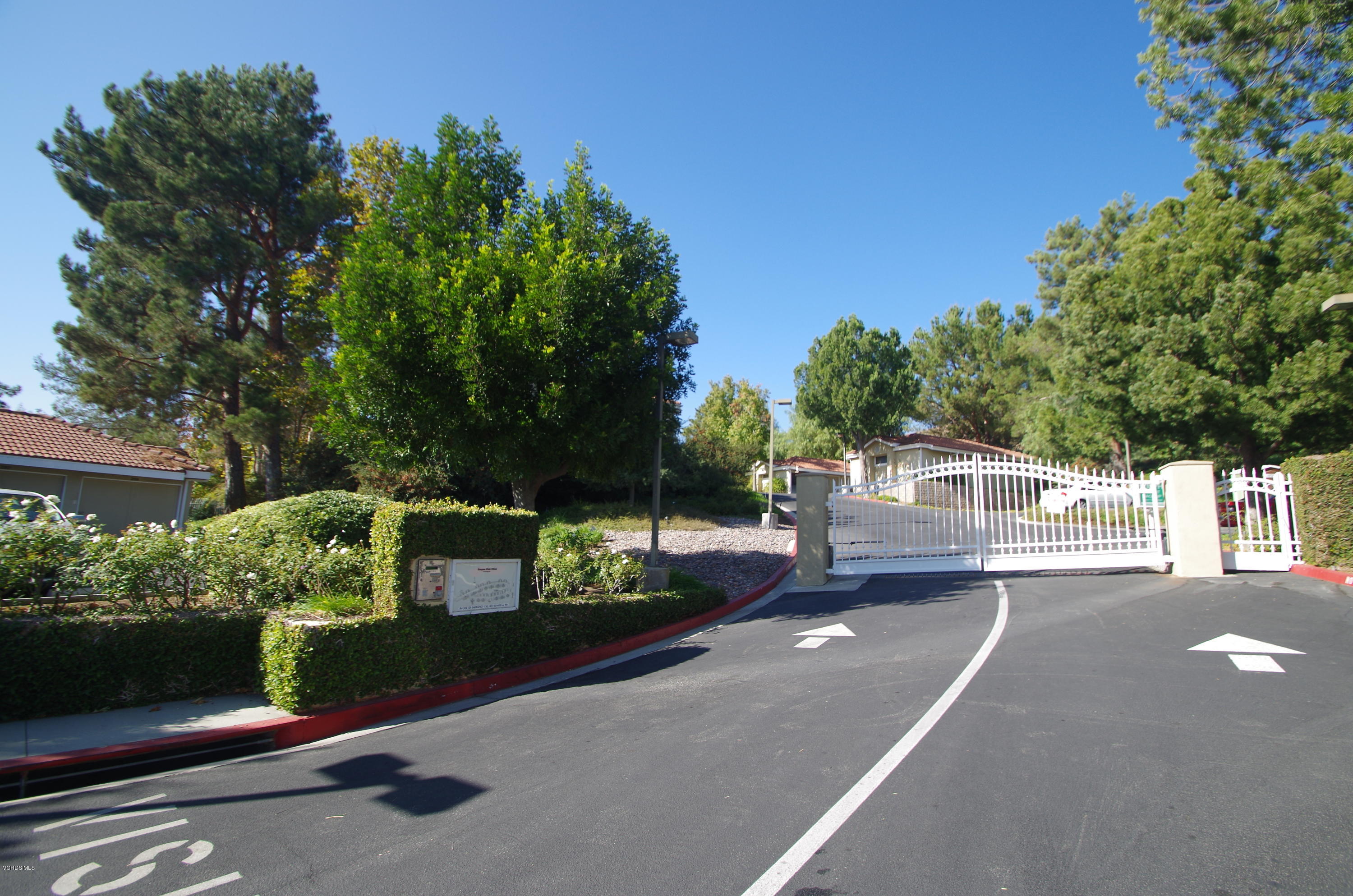 2731 Erringer Road, Unit 38 Simi Valley, CA 93065 - Photo 27 of 27 26