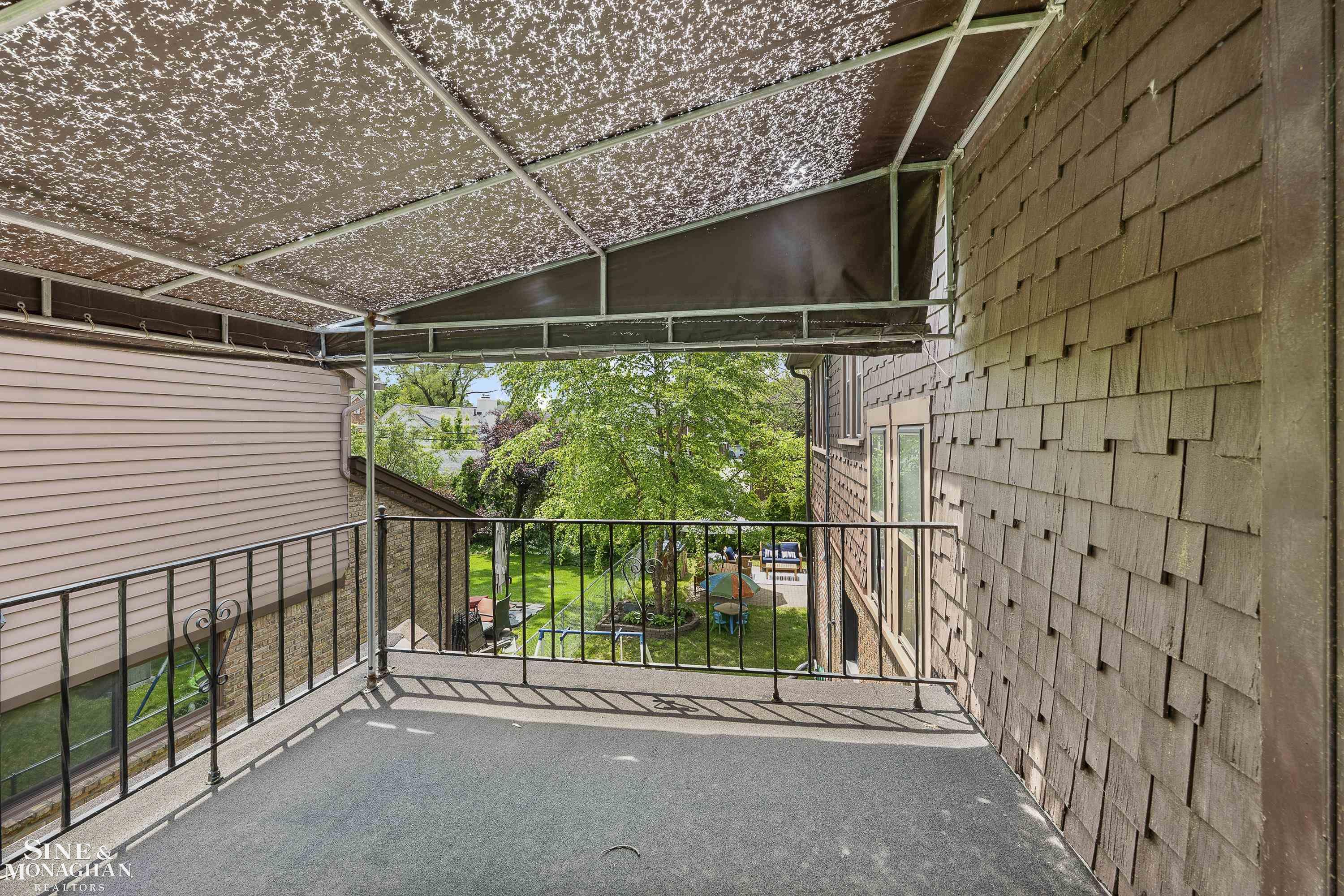 1231 Grayton Street Grosse Pointe, MI 48230 - Photo 25 of 53 50209299-07100965-5ac5-42b6-ba2c-0d9d67eccdae.JPG