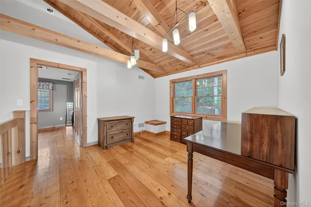 $3,995 | 165 Cascade Road, Warwick, NY 10990