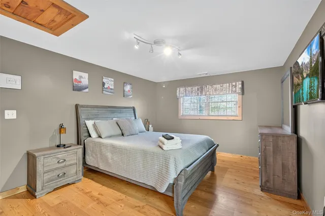 $3,995 | 165 Cascade Road, Warwick, NY 10990