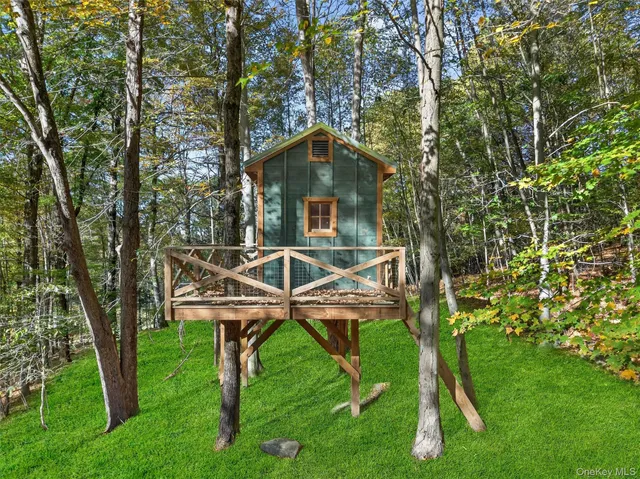 $3,995 | 165 Cascade Road, Warwick, NY 10990